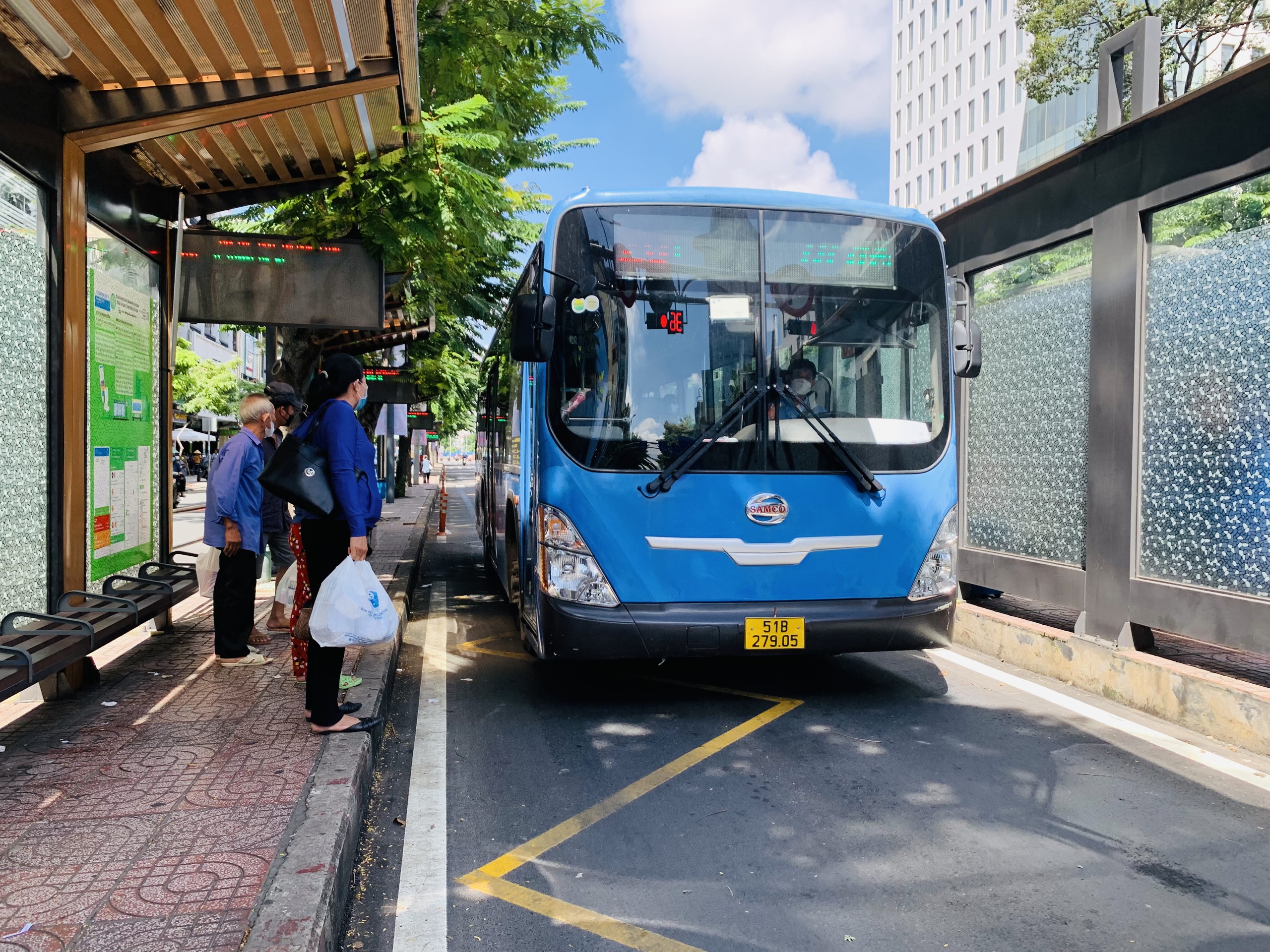 TP.HCM sắp có thêm trạm sạc khí cho xe buýt CNG- Ảnh 1. TP.HCM sắp có thêm trạm sạc khí cho xe buýt CNG- Ảnh 1.