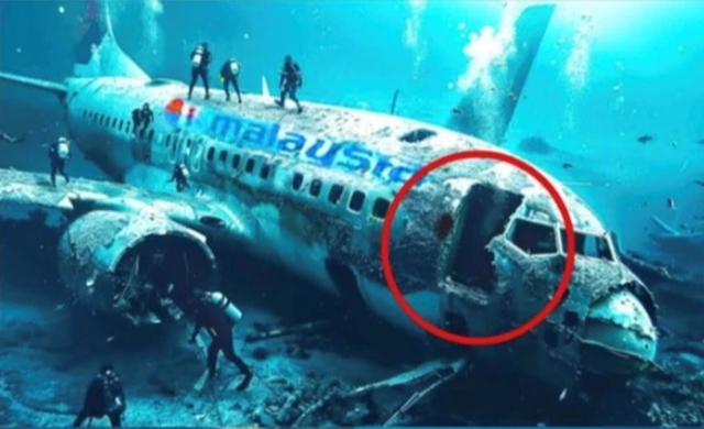 Thông tin mới nhất về máy bay MH370 mất tích bí ẩn: Xuất hiện hình ảnh xác máy bay MH370 dưới đáy biển?- Ảnh 2. Thông tin mới nhất về máy bay MH370 mất tích bí ẩn: Xuất hiện hình ảnh xác máy bay MH370 dưới đáy biển?- Ảnh 2.