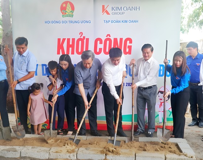 Thừa Thiên Huế thực hiện rà soát hộ nghèo, cận nghèo năm 2023 ảnh 1