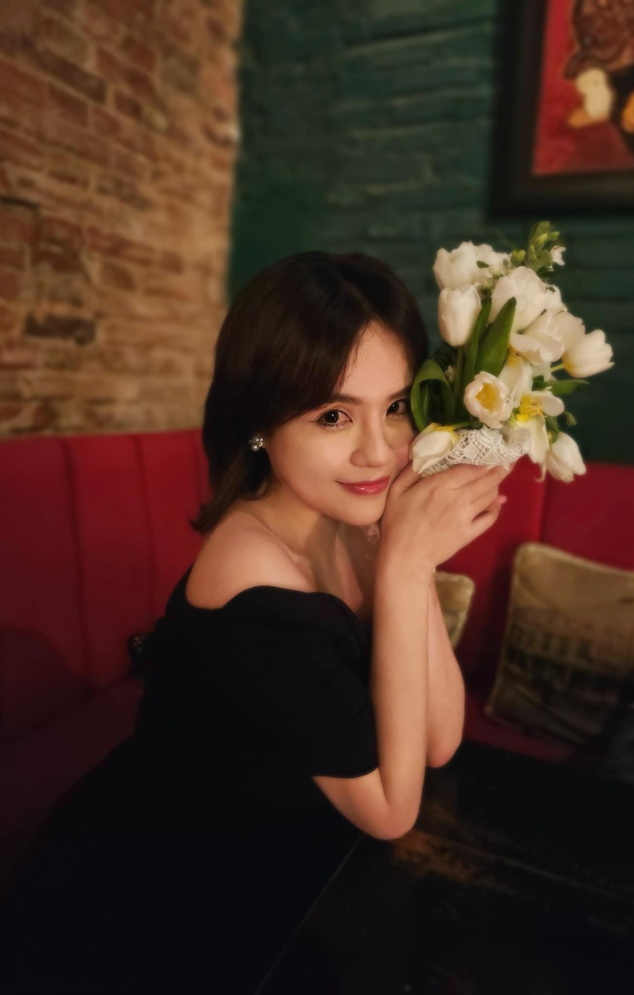 Thái Trinh đáp trả khi bị chê sự nghiệp mờ nhạt: Tôi không đủ tiền làm MV bạc tỷ- Ảnh 1. Thái Trinh đáp trả khi bị chê sự nghiệp mờ nhạt: Tôi không đủ tiền làm MV bạc tỷ- Ảnh 1.