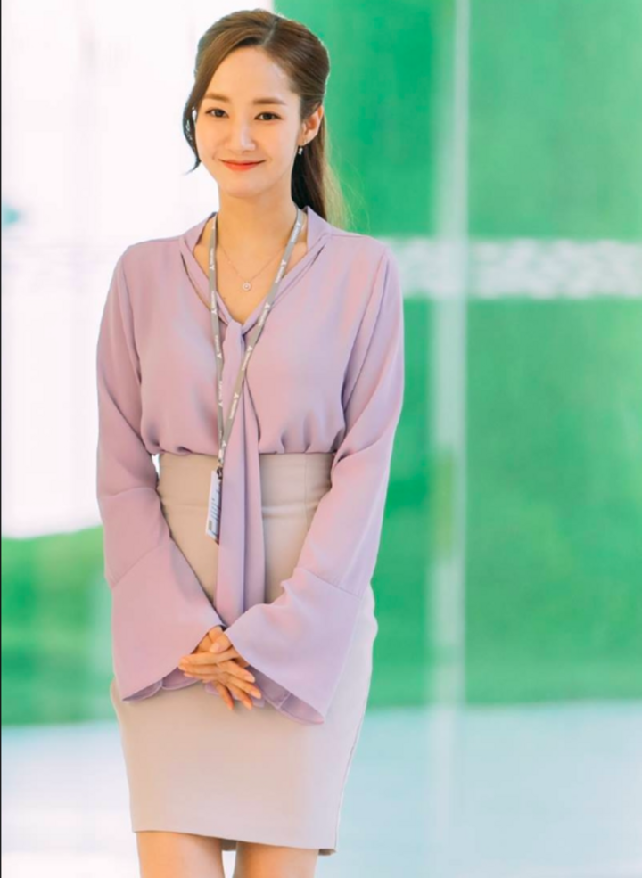 Trang phục đi làm vừa mát vừa dễ giúp bạn thành ngôi sao thời trang - Ảnh 4. Trang phục đi làm vừa mát vừa dễ giúp bạn thành ngôi sao thời trang - Ảnh 4.