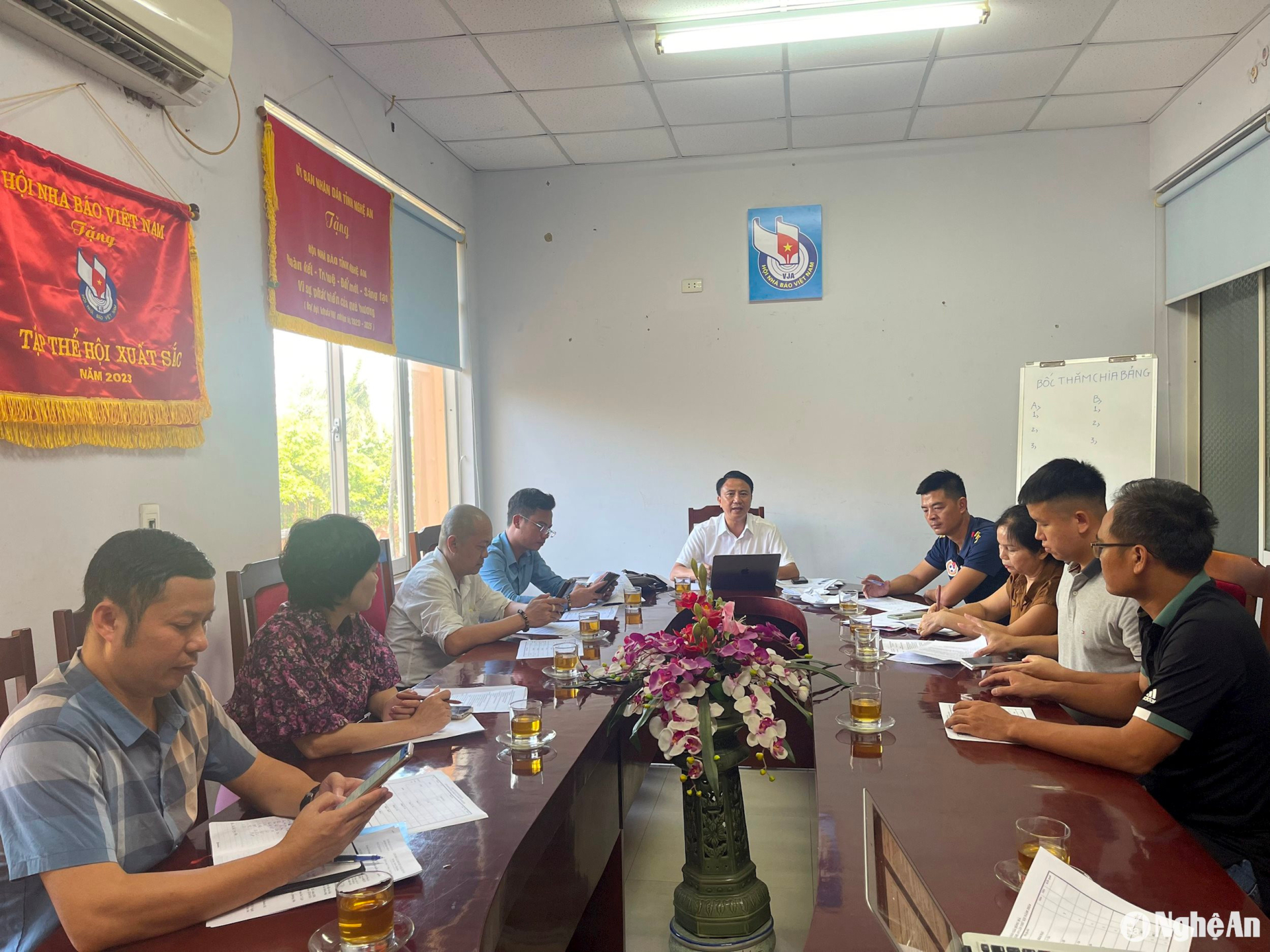 trien khai giai bong da cup hoi nha bao nghe an lan thu xii nam 2024 hinh 1
