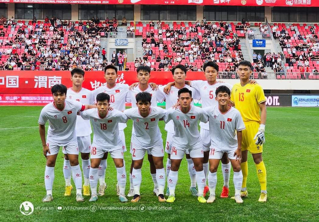 U.19 Việt Nam vẫn còn nhiều việc phải làm- Ảnh 2. U.19 Việt Nam vẫn còn nhiều việc phải làm- Ảnh 2.