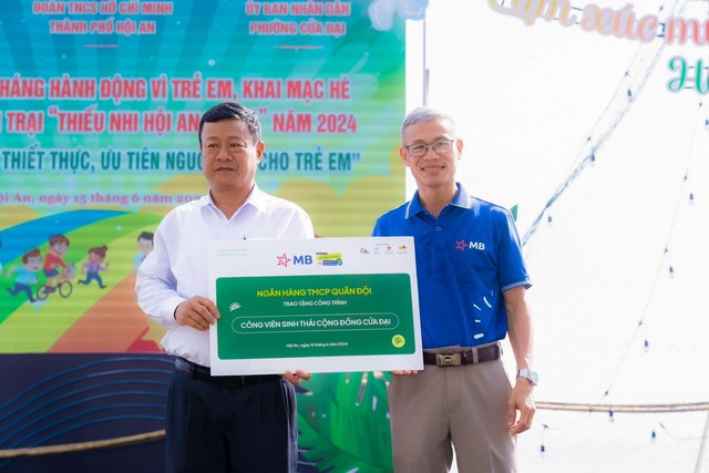 Cộng đồng Hi Green biến bờ kè bê tông thành công viên sinh thái Cộng đồng Hi Green biến bờ kè bê tông thành công viên sinh thái