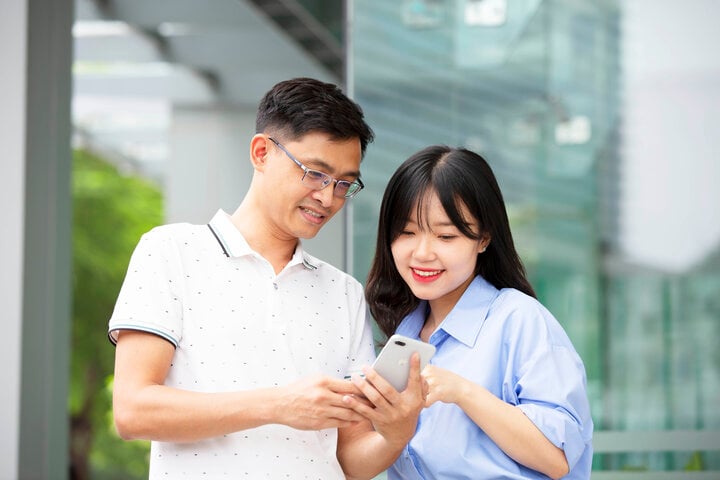 Vietcombank ra mắt ngân hàng số thế hệ mới, nhiều tính năng lần đầu xuất hiện Vietcombank ra mắt ngân hàng số thế hệ mới, nhiều tính năng lần đầu xuất hiện