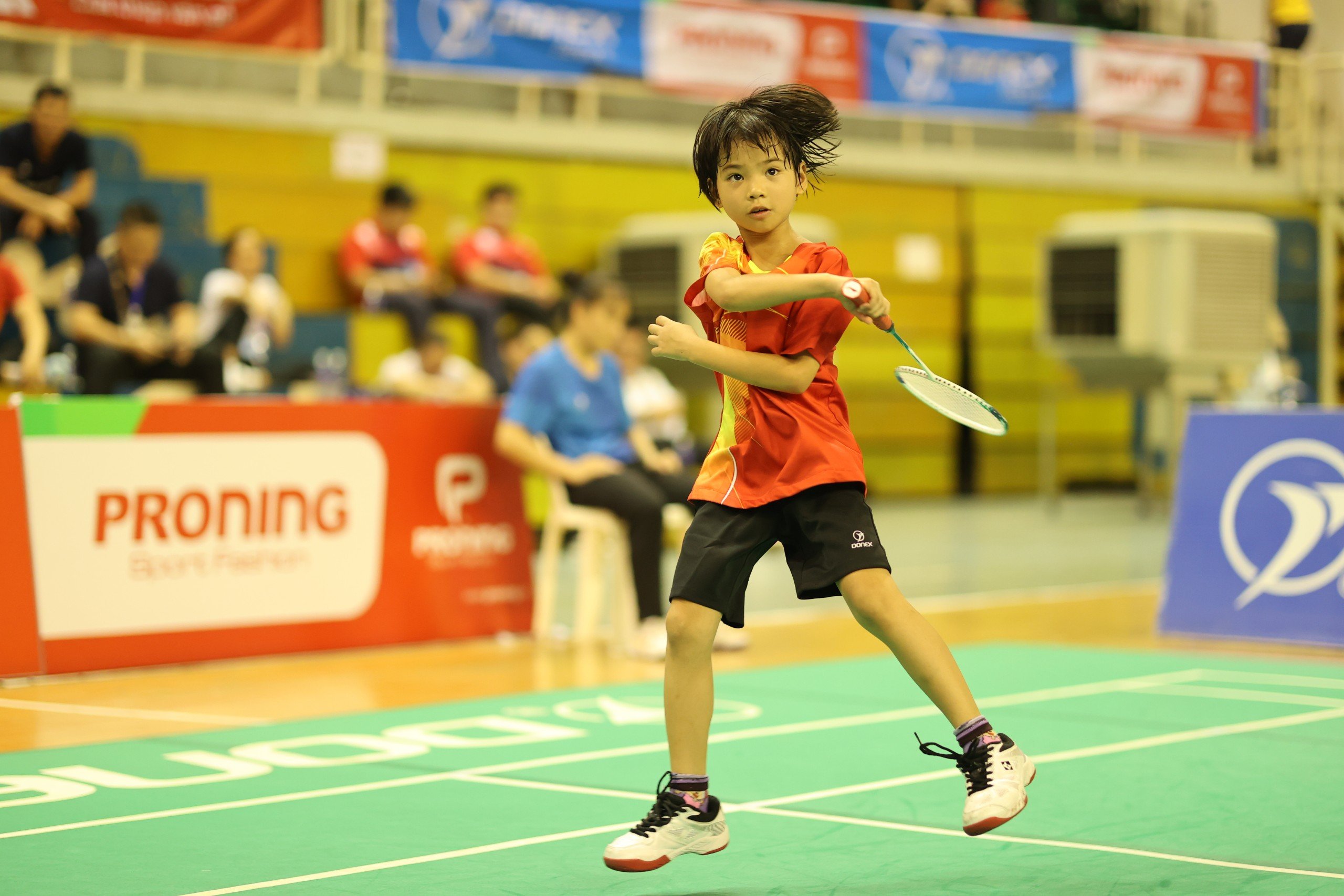 Giải cầu lông các nhóm tuổi thiếu niên 2024 bế mạc, khép lại hành trình rực rỡ- Ảnh 2. Giải cầu lông các nhóm tuổi thiếu niên 2024 bế mạc, khép lại hành trình rực rỡ- Ảnh 2.