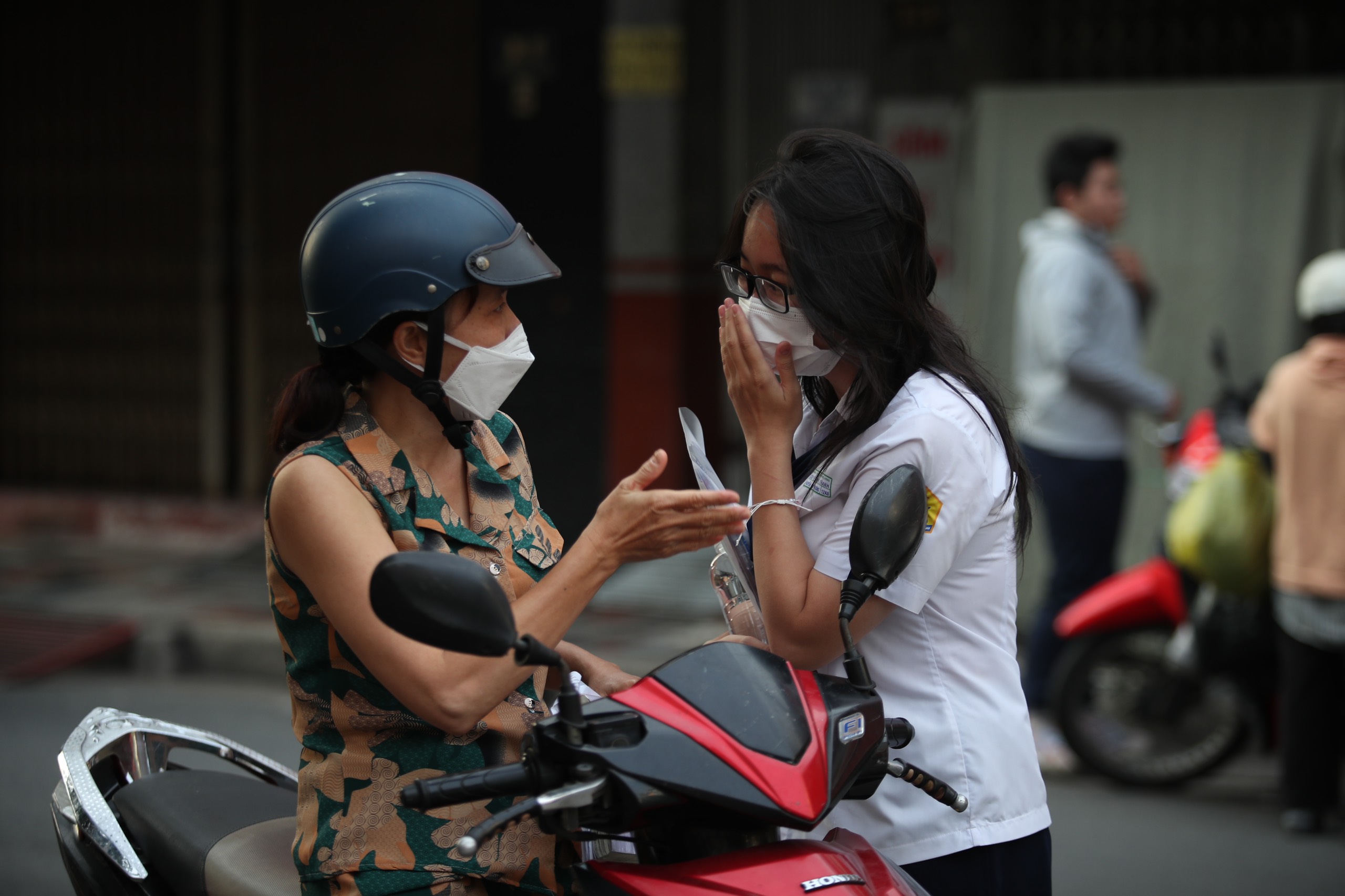 Ngày gia đình Việt Nam: Mẹ học lớp 3 mong con vào ĐH, một đời bình an- Ảnh 9. Ngày gia đình Việt Nam: Mẹ học lớp 3 mong con vào ĐH, một đời bình an- Ảnh 9.