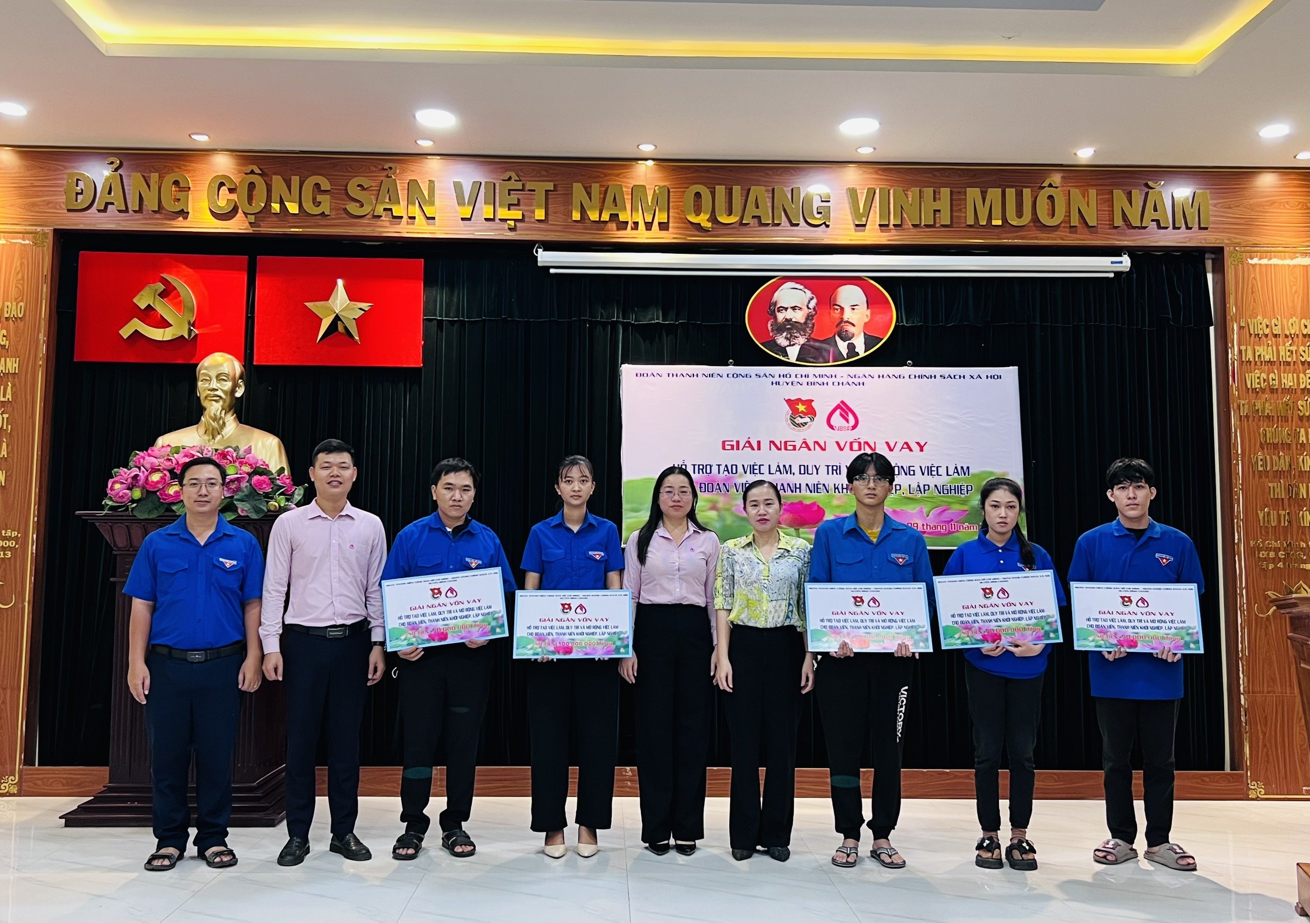 TP HCM: Nâng cao hiệu quả sử dụng vốn và chất lượng tín dụng chính sách xã hội- Ảnh 3. TP HCM: Nâng cao hiệu quả sử dụng vốn và chất lượng tín dụng chính sách xã hội- Ảnh 3.