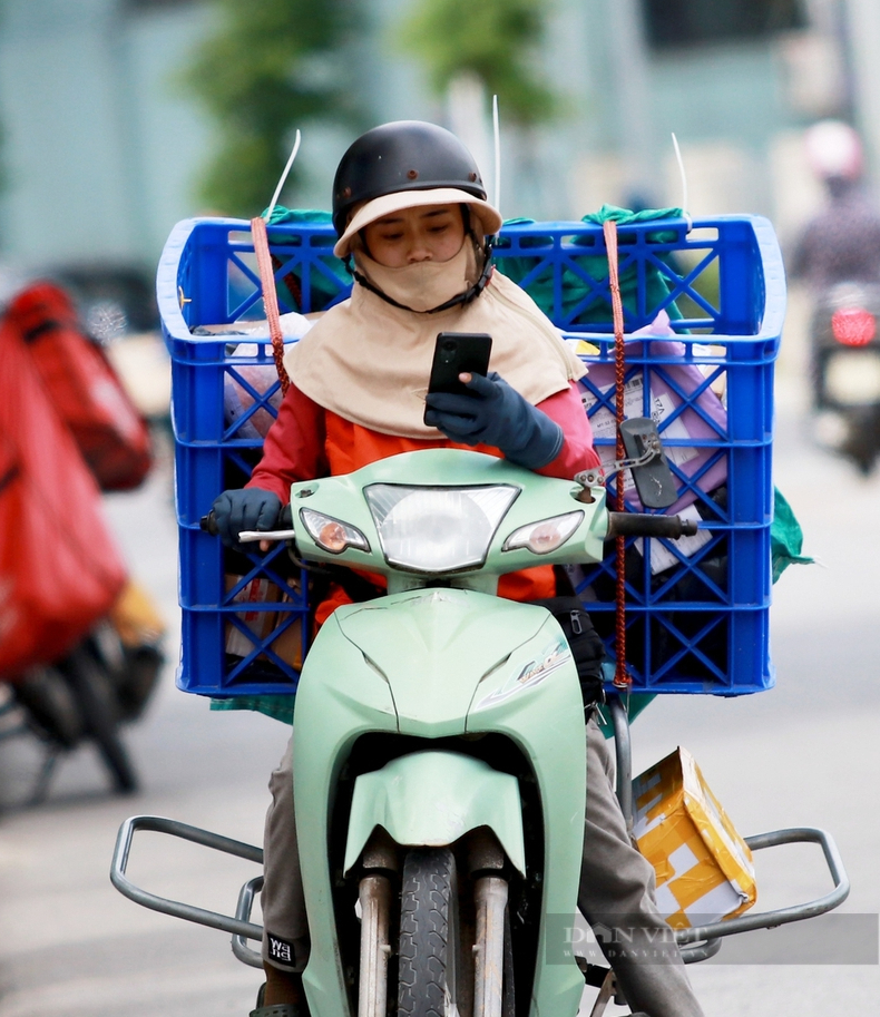 Nhiệt độ gần 40 độ C, người lao động tại Hà Tĩnh Nhiệt độ gần 40 độ C, người lao động tại Hà Tĩnh
