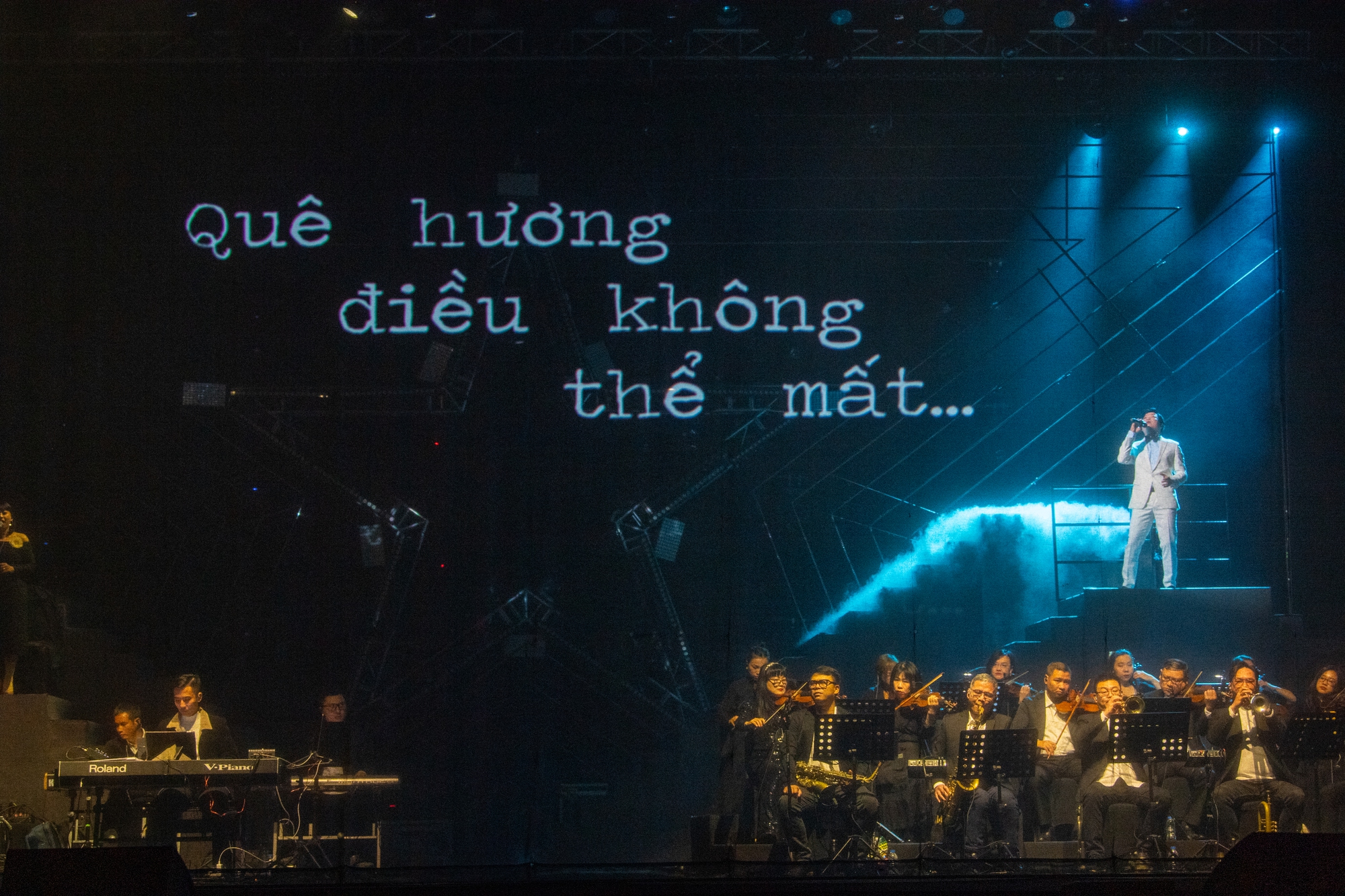 Vũ Thắng Lợi khiến Anh Thơ, Bùi Lê Mận ngượng ngùng - Ảnh 3. Vũ Thắng Lợi khiến Anh Thơ, Bùi Lê Mận ngượng ngùng - Ảnh 3.