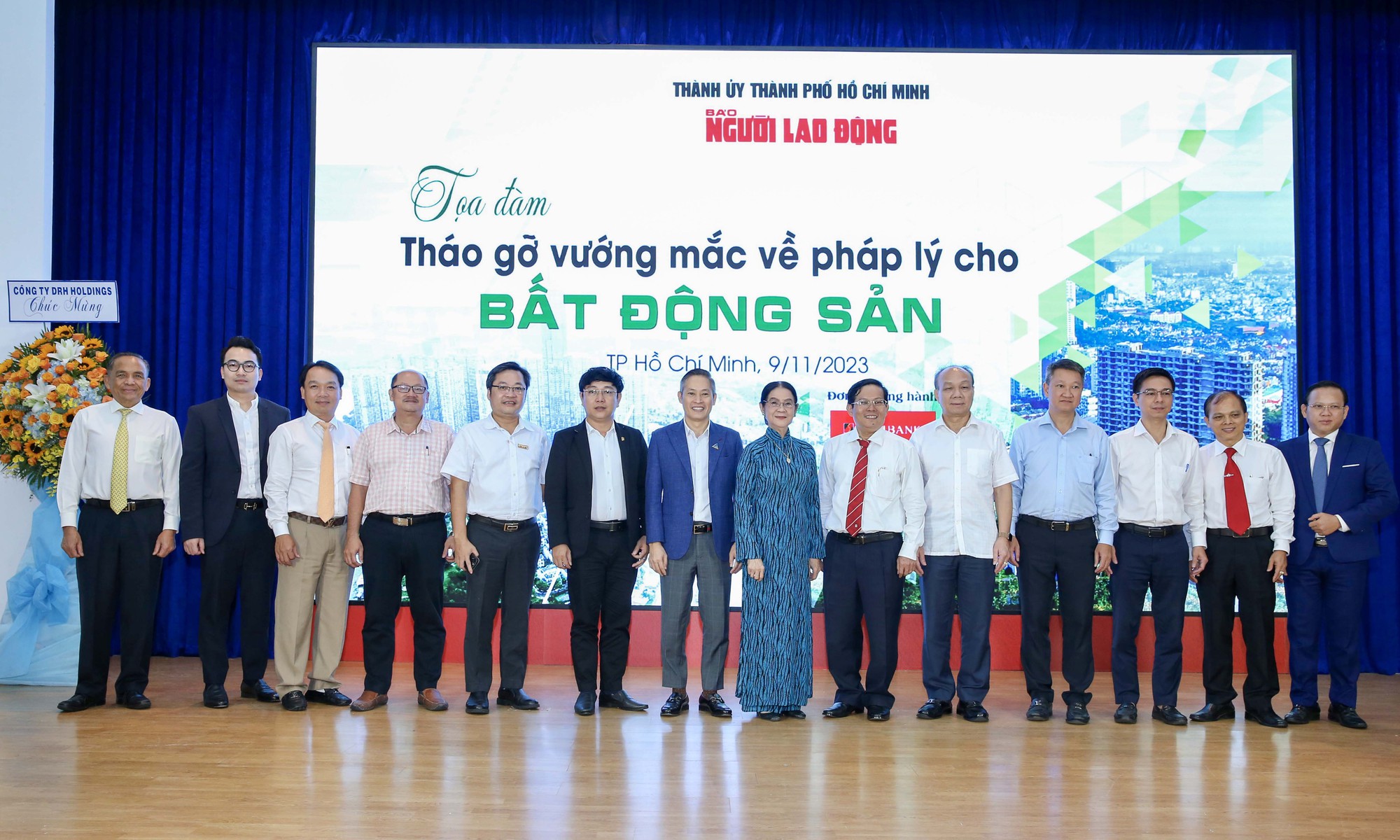 TỌA ĐÀM “THÁO GỠ VƯỚNG MẮC VỀ PHÁP LÝ CHO BẤT ĐỘNG SẢN”: Cần tiếp tục cải tiến quy trình, thủ tục - Ảnh 4. TỌA ĐÀM “THÁO GỠ VƯỚNG MẮC VỀ PHÁP LÝ CHO BẤT ĐỘNG SẢN”: Cần tiếp tục cải tiến quy trình, thủ tục - Ảnh 4.