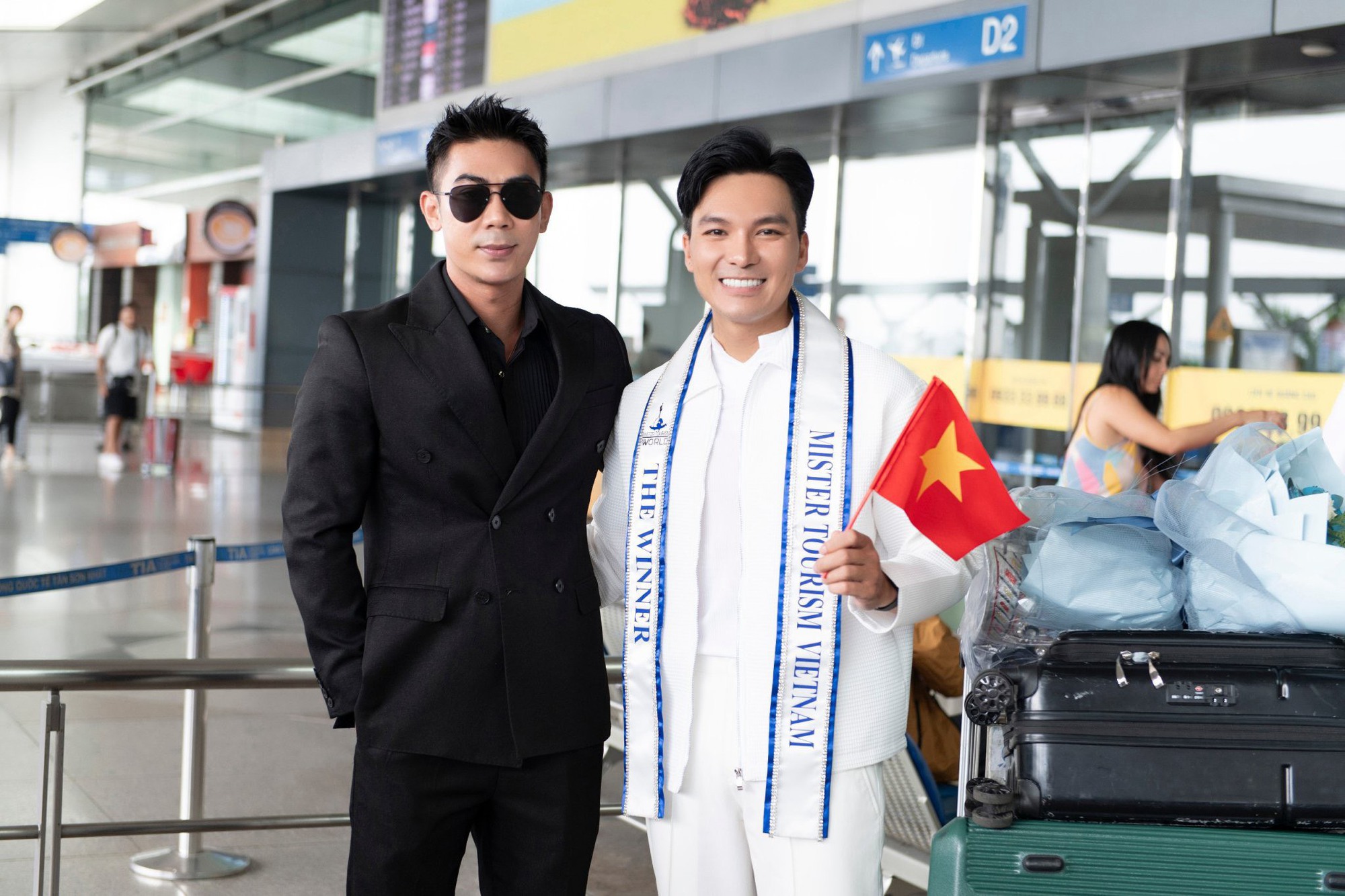 MC Quốc Trí lên đường thi Nam vương Du lịch Thế giới 2023 - Ảnh 4. MC Quốc Trí lên đường thi Nam vương Du lịch Thế giới 2023 - Ảnh 4.