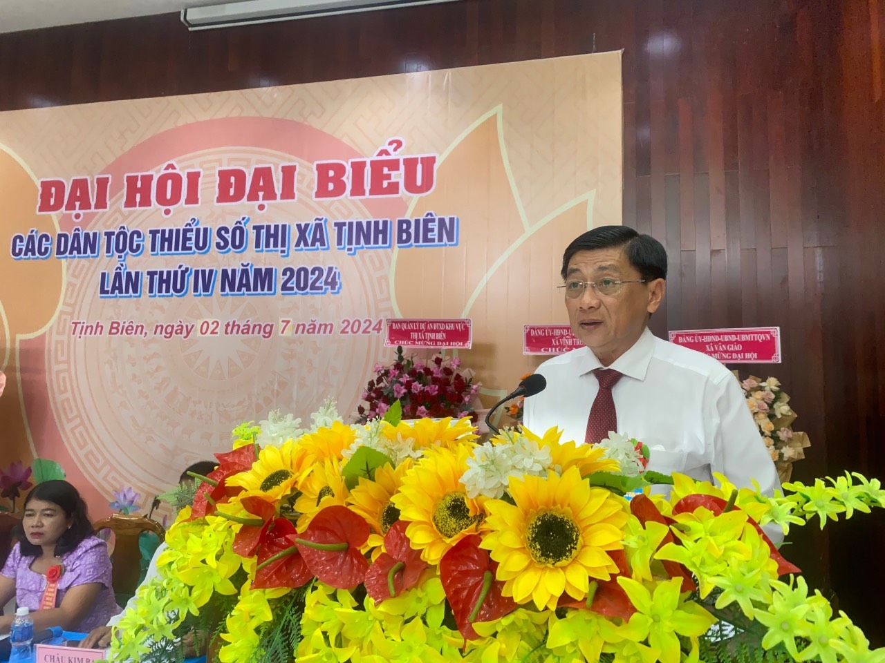 Trưởng Ban Dân tộc tỉnh An Giang Nguyễn Phú phát biểu tại Đại hội Trưởng Ban Dân tộc tỉnh An Giang Nguyễn Phú phát biểu tại Đại hội