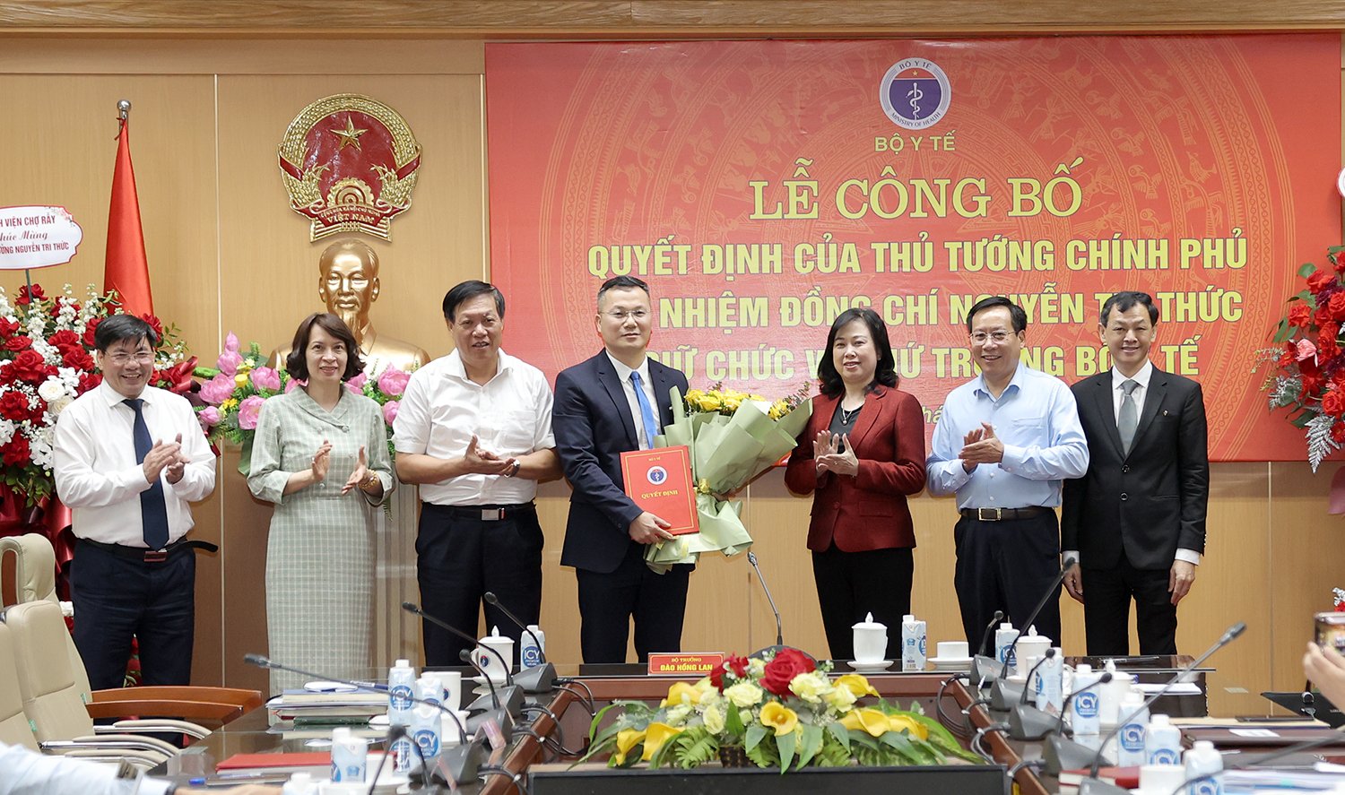 Bộ trưởng Bộ Y tế bổ nhiệm ông Nguyễn Toàn Thắng giữ chức Phó Chánh Văn phòng Bộ - Ảnh 2.