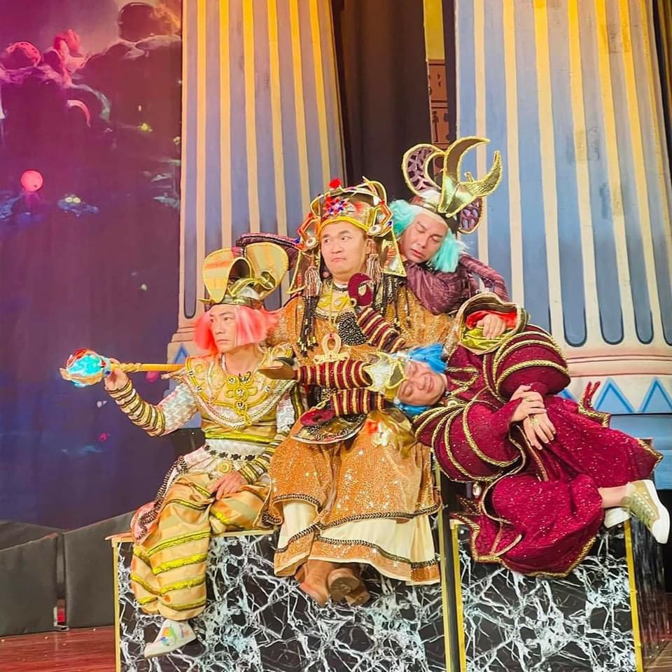 “Ngày xửa, ngày xưa” lần thứ 35 gây sốt vé- Ảnh 7. “Ngày xửa, ngày xưa” lần thứ 35 gây sốt vé- Ảnh 7.