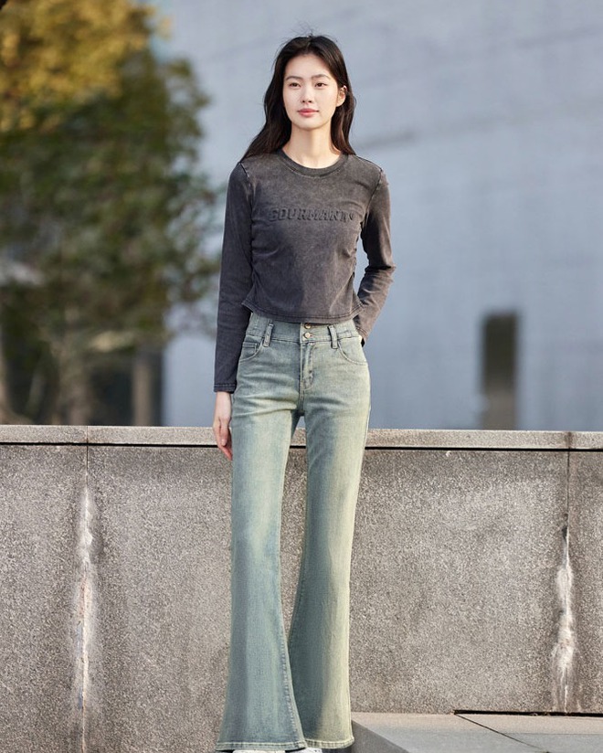 Quần jeans đâu chỉ có màu xanh- Ảnh 4. Quần jeans đâu chỉ có màu xanh- Ảnh 4.