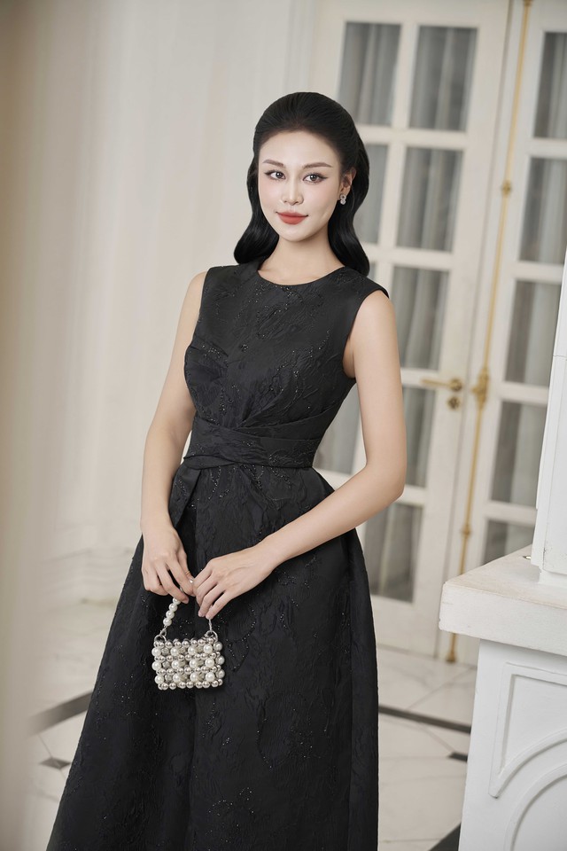 Nàng Diệp 'Người một nhà' cực quyến rũ khi diện đầm dạ hội sang trọng- Ảnh 12. Nàng Diệp 'Người một nhà' cực quyến rũ khi diện đầm dạ hội sang trọng- Ảnh 12.