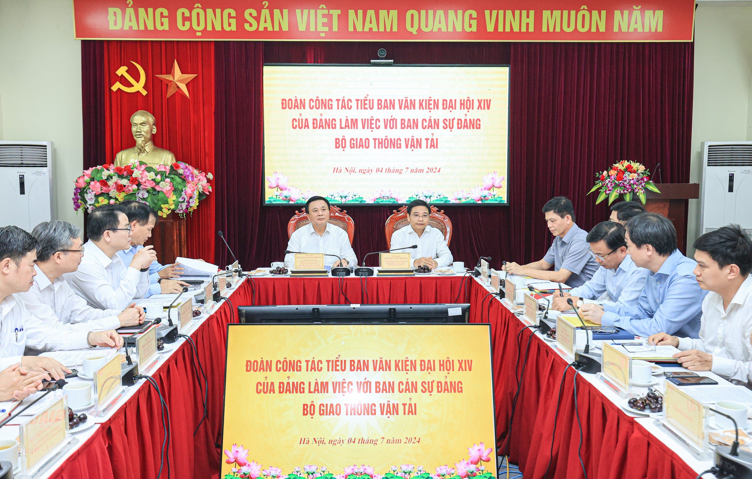 Đột phá phát triển hạ tầng giao thông gắn với chuyển đổi xanh, chuyển đổi số- Ảnh 3. Đột phá phát triển hạ tầng giao thông gắn với chuyển đổi xanh, chuyển đổi số- Ảnh 3.