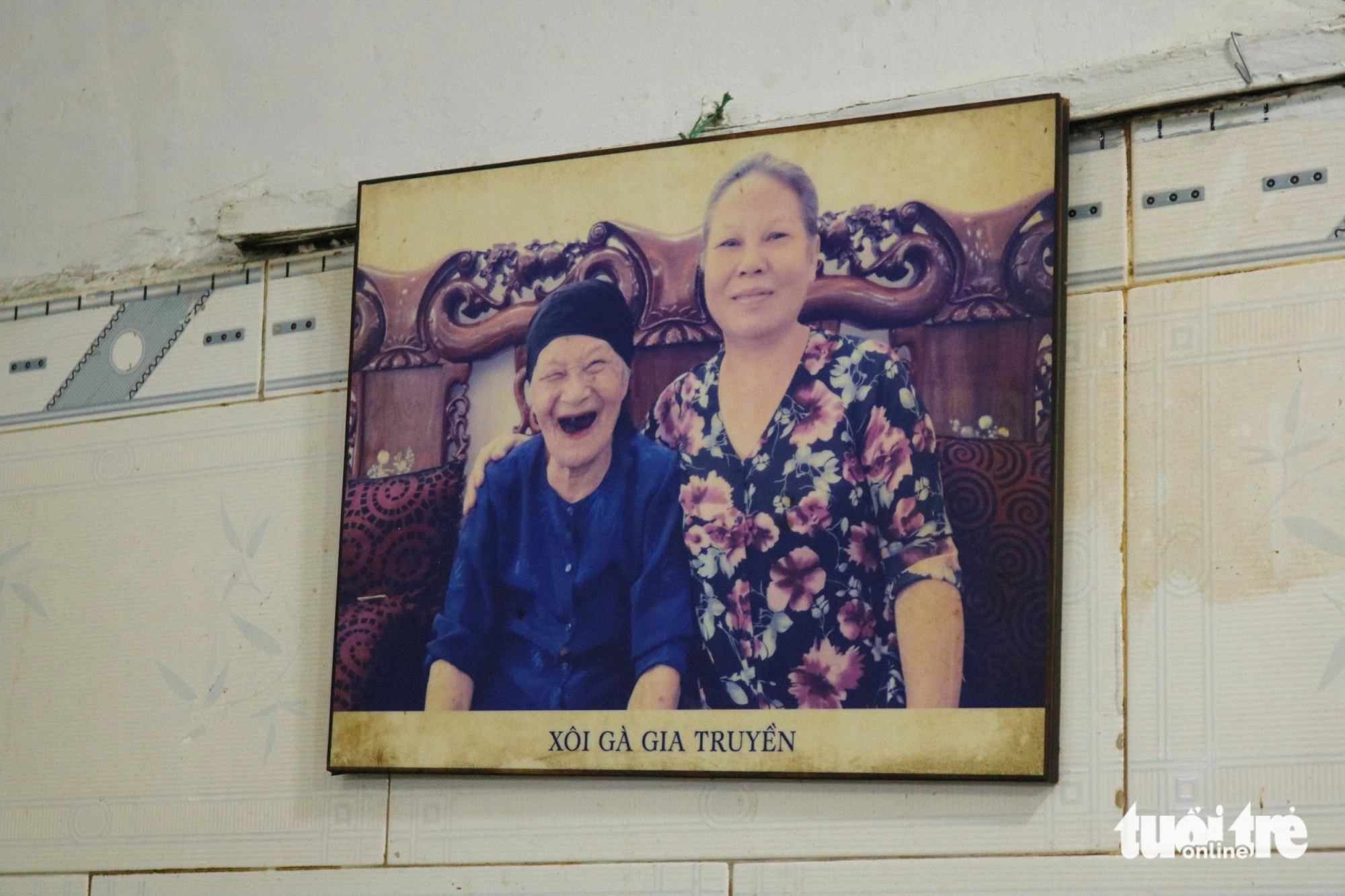 Xôi gà Number One được Michelin chọn: Mẹ là số một trong lòng tụi con- Ảnh 7. Xôi gà Number One được Michelin chọn: Mẹ là số một trong lòng tụi con- Ảnh 7.