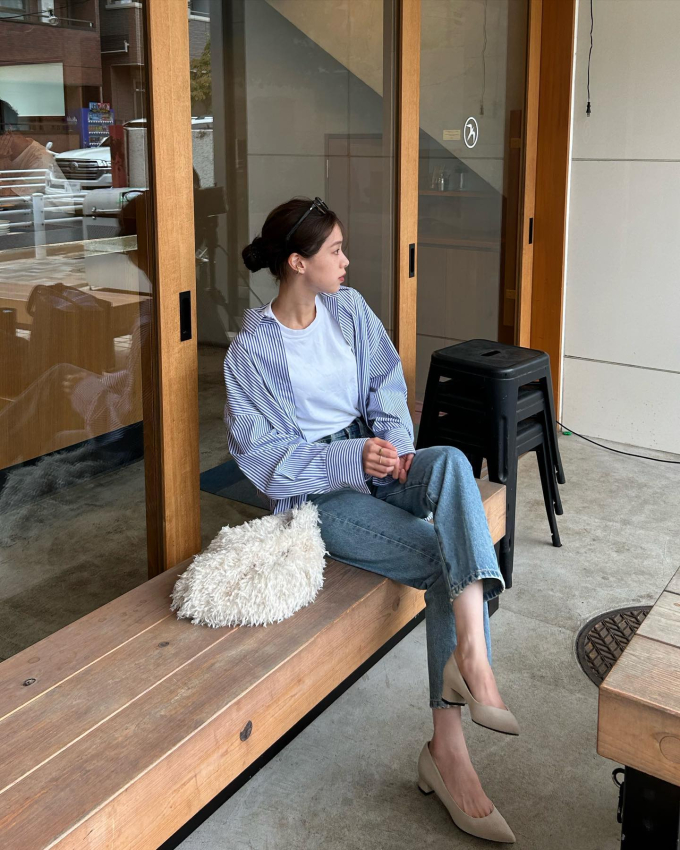 Thời trang tối giản của phụ nữ Nhật Bản: Chỉ cần 5 công thức là mặc đẹp suốt mùa hè - Ảnh 7. Thời trang tối giản của phụ nữ Nhật Bản: Chỉ cần 5 công thức là mặc đẹp suốt mùa hè - Ảnh 7.