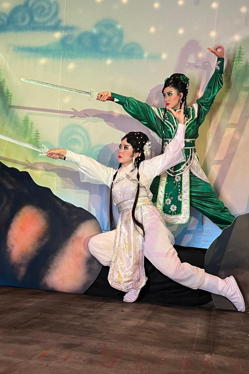 Lê Phương mê làm đào chánh, khi được mời phim Lê Phương mê làm đào chánh, khi được mời phim