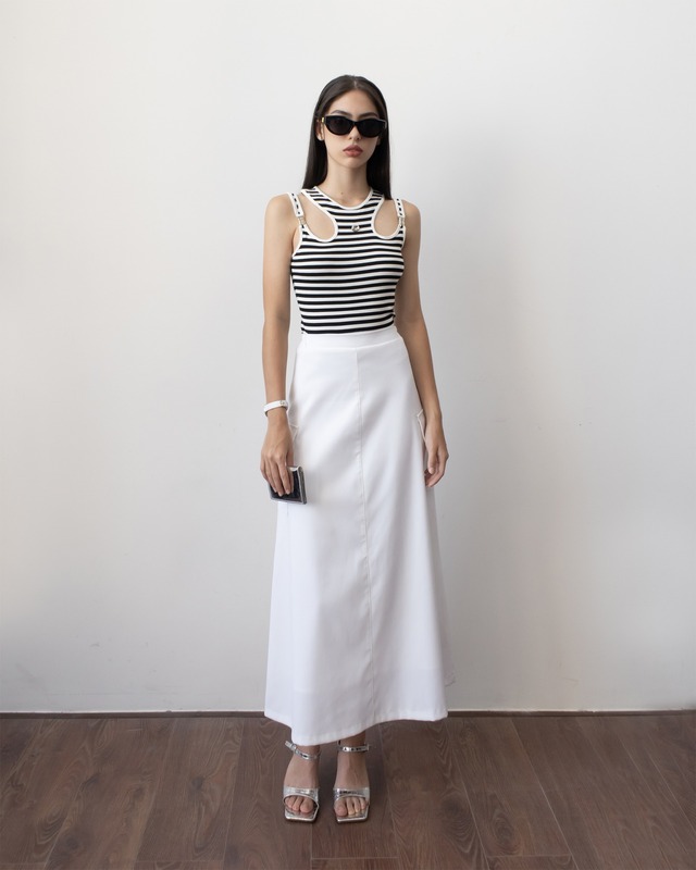 Áo, váy tank top là 'chân ái' mùa hè, nàng sắm đủ là không lo mặc xấu- Ảnh 5. Áo, váy tank top là 'chân ái' mùa hè, nàng sắm đủ là không lo mặc xấu- Ảnh 5.