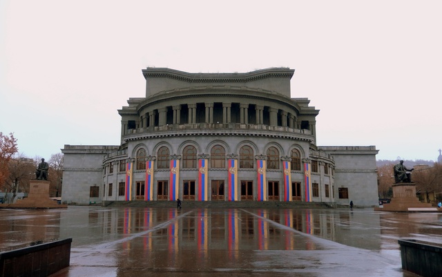 Những điểm tham quan hấp dẫn tại thủ đô Yerevan của Armenia- Ảnh 2. Những điểm tham quan hấp dẫn tại thủ đô Yerevan của Armenia- Ảnh 2.