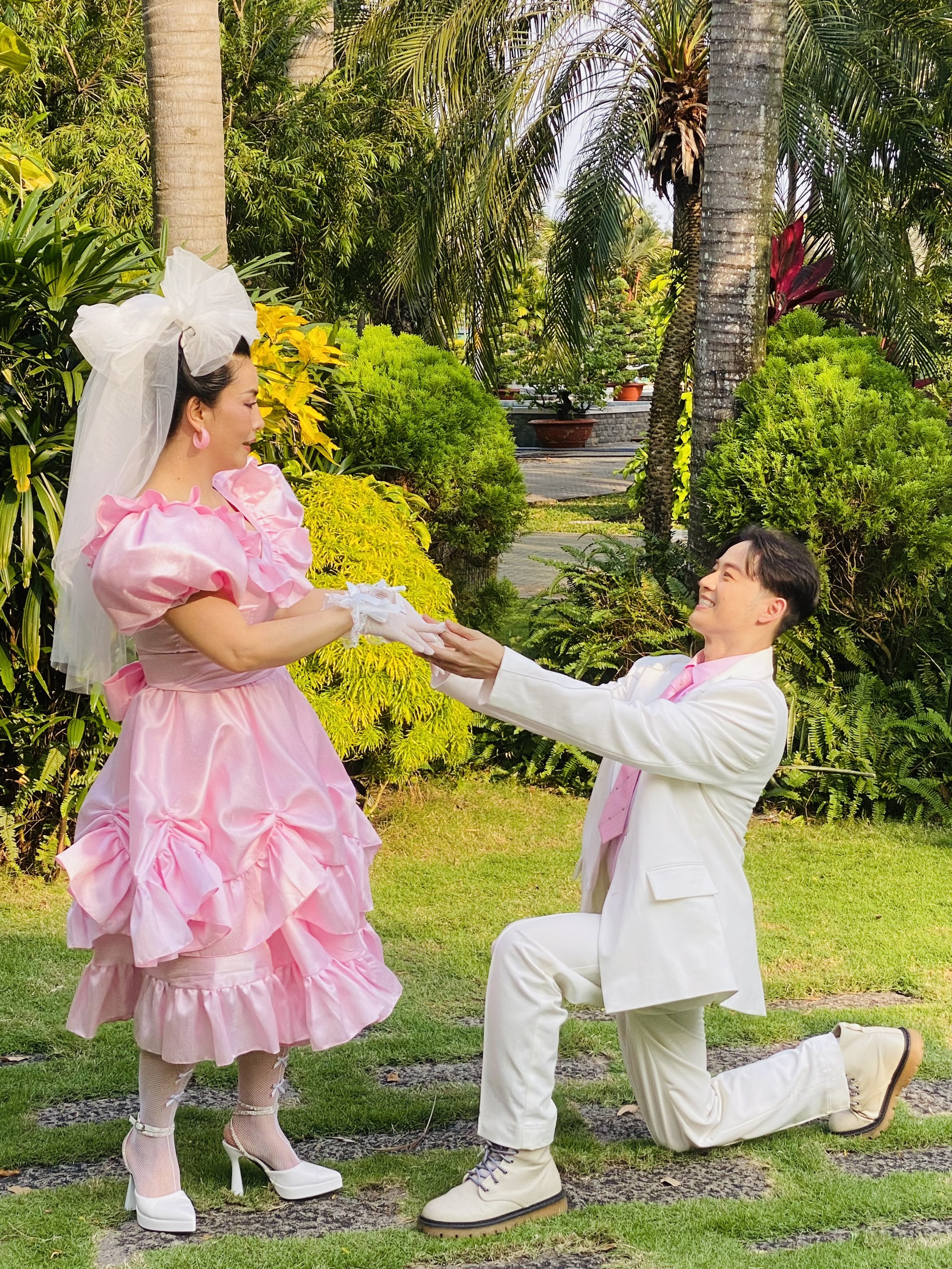 Thanh Duy và Kiều Oanh đẹp đôi trong Thanh Duy và Kiều Oanh đẹp đôi trong