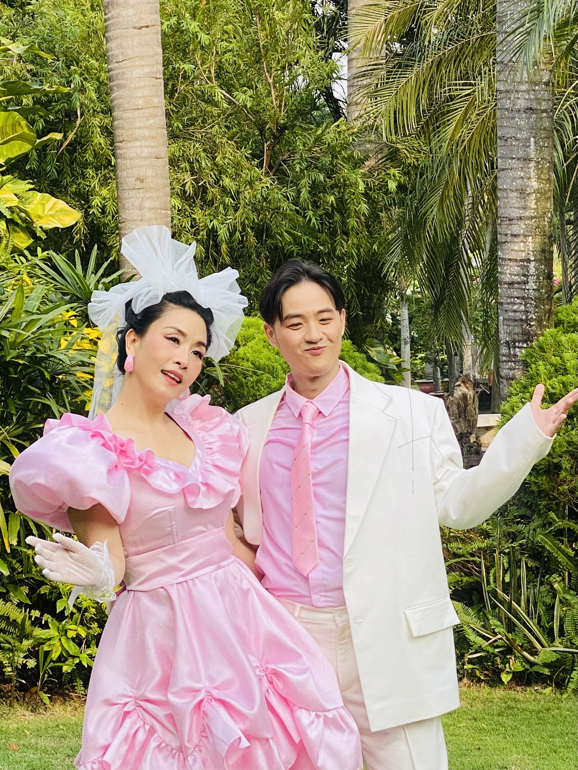 Thanh Duy và Kiều Oanh đẹp đôi trong Thanh Duy và Kiều Oanh đẹp đôi trong