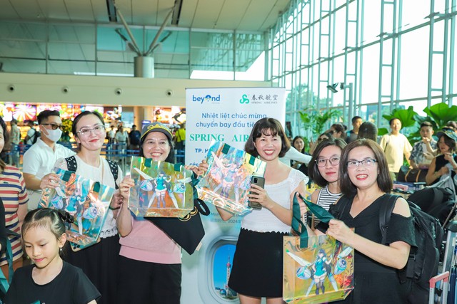 Spring Airlines: Mở lại đường bay thương mại quốc tế khứ hồi Thượng Hải - Hồ Chí Minh - Ảnh 2. Spring Airlines: Mở lại đường bay thương mại quốc tế khứ hồi Thượng Hải - Hồ Chí Minh - Ảnh 2.
