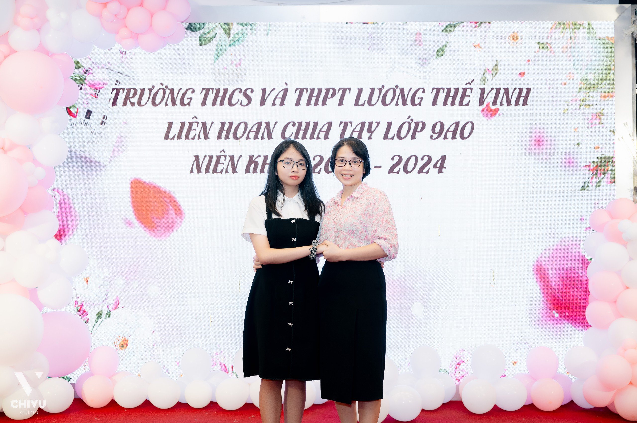 Nữ sinh đỗ cùng lúc 4 lớp chuyên Toán lớp 10 Hà Nội, mẹ tiết lộ: Nữ sinh đỗ cùng lúc 4 lớp chuyên Toán lớp 10 Hà Nội, mẹ tiết lộ: