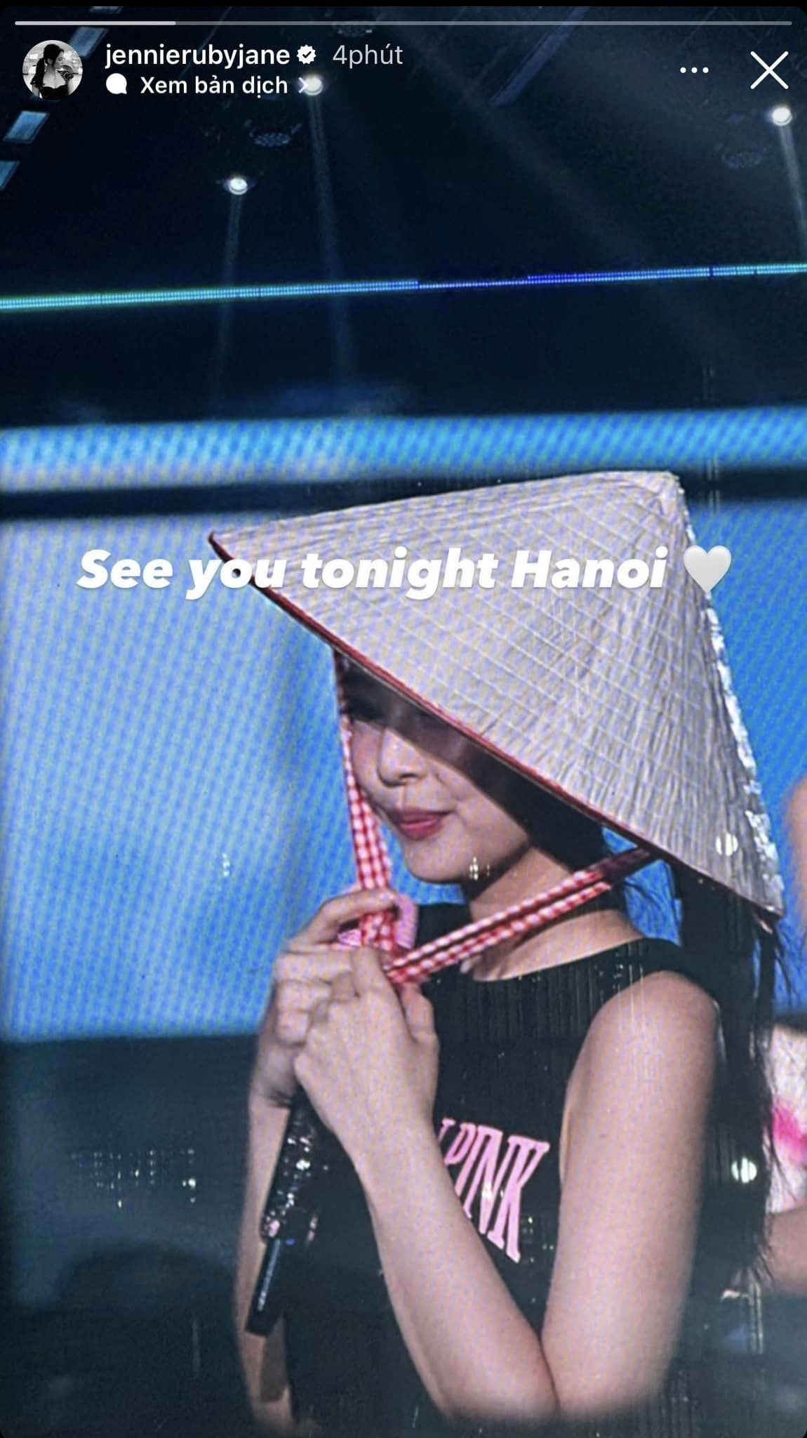 Rosé - BLACKPINK đăng ảnh đội nón lá, bày tỏ sự lưu luyến fan Việt sau khi về nước - Ảnh 5. Rosé - BLACKPINK đăng ảnh đội nón lá, bày tỏ sự lưu luyến fan Việt sau khi về nước - Ảnh 5.