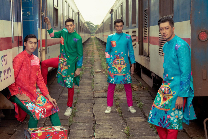 Show thời trang ở ga Sài Gòn hứa hẹn mang đến những trải nghiệm mới lạ cho người tham dự - Ảnh: NTK cung cấp Show thời trang ở ga Sài Gòn hứa hẹn mang đến những trải nghiệm mới lạ cho người tham dự - Ảnh: NTK cung cấp