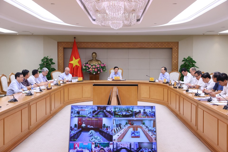Lãnh đạo các địa phương đã phối hợp chặt chẽ với bộ, ngành liên quan để giải quyết những vấn đề liên quan đến cấp phép khai thác mỏ cát theo đúng thẩm quyền, quy định