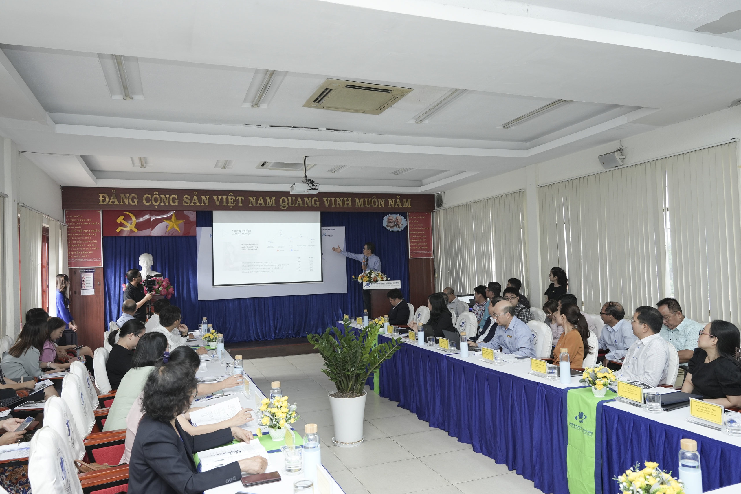 Nhóm ngành có 128 trường ĐH đào tạo, nhu cầu nhân lực ra sao?- Ảnh 2. Nhóm ngành có 128 trường ĐH đào tạo, nhu cầu nhân lực ra sao?- Ảnh 2.