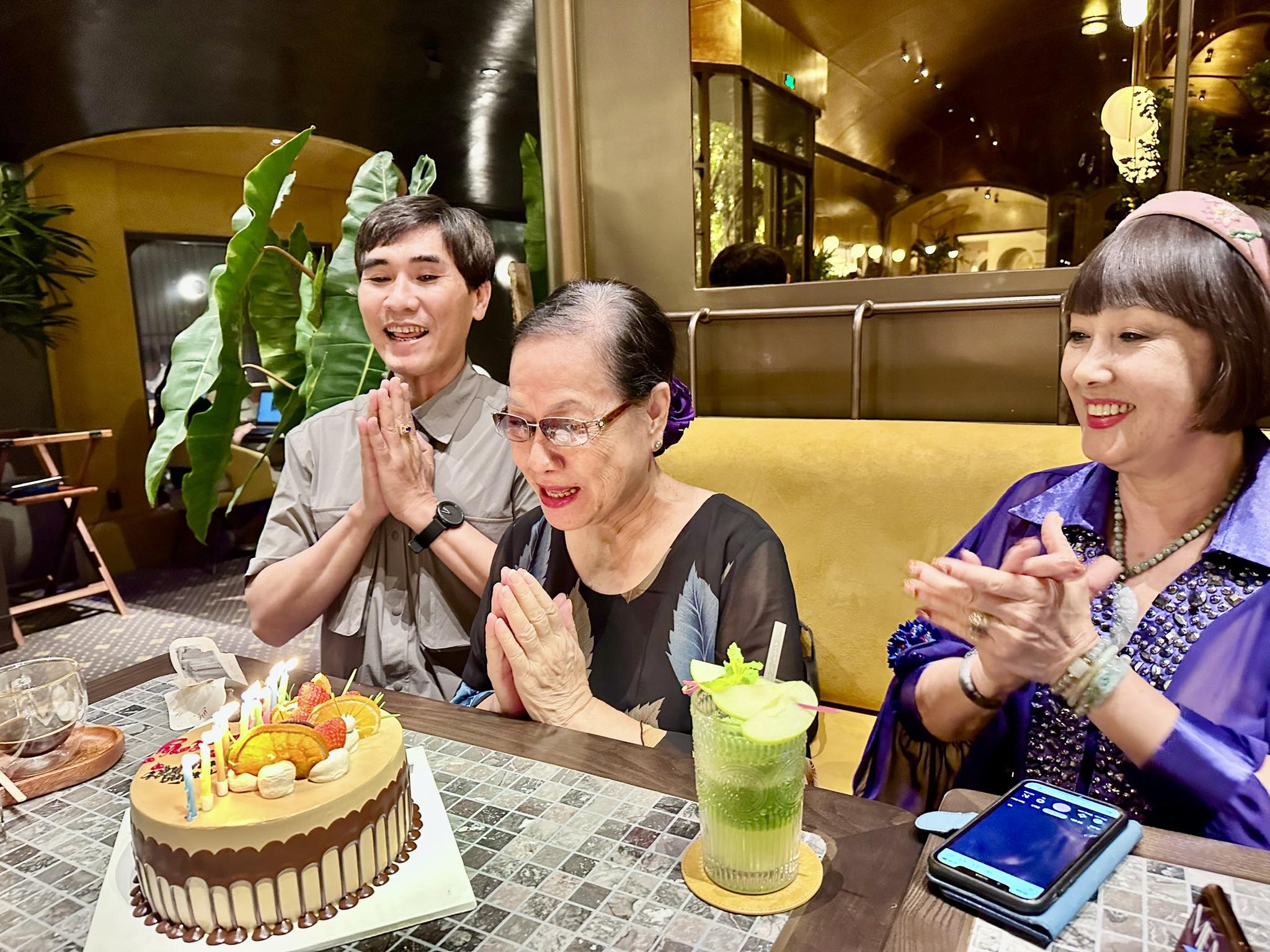 Điều ước trong ngày mừng thọ của “Nàng Xê Đa” Thanh Vy- Ảnh 4. Điều ước trong ngày mừng thọ của “Nàng Xê Đa” Thanh Vy- Ảnh 4.