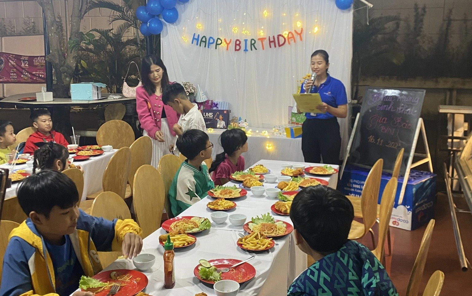 Co.op Party cung cấp dịch vụ tổ chức tiệc đi kèm Co.op Party cung cấp dịch vụ tổ chức tiệc đi kèm