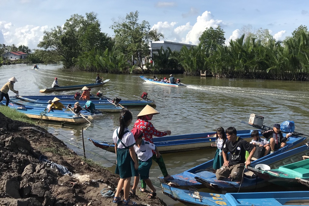 Càng tuyển càng thiếu giáo viên, vì sao? - 2 Càng tuyển càng thiếu giáo viên, vì sao? - 2