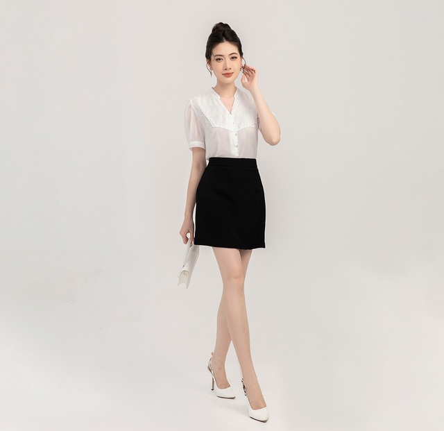 Món thời trang 'đa di năng' nhất gọi tên áo sơ mi- Ảnh 3. Món thời trang 'đa di năng' nhất gọi tên áo sơ mi- Ảnh 3.