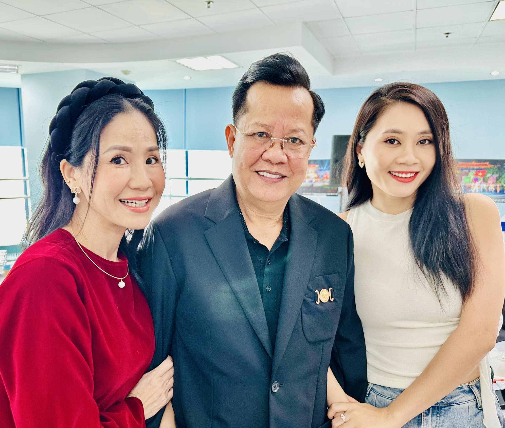 NSND Kim Cương, Minh Vương, Trọng Hữu vui mừng trước thành tựu của HTV- Ảnh 6. NSND Kim Cương, Minh Vương, Trọng Hữu vui mừng trước thành tựu của HTV- Ảnh 6.