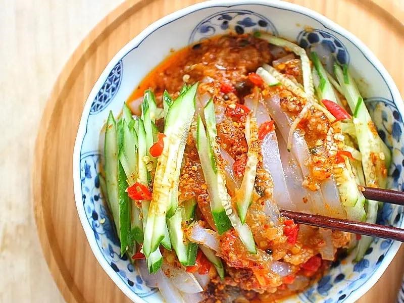 Trời nóng làm ngay món ăn này: Cực dễ mà hương vị mát lạnh, ngon miệng ăn 2 bát liên tiếp cũng không thấy đủ! - Ảnh 7. Trời nóng làm ngay món ăn này: Cực dễ mà hương vị mát lạnh, ngon miệng ăn 2 bát liên tiếp cũng không thấy đủ! - Ảnh 7.