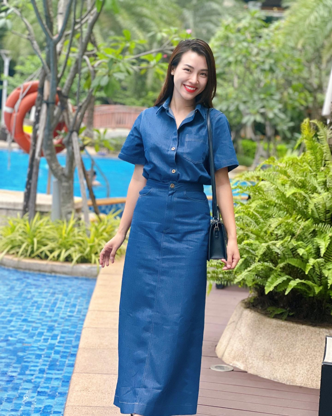 MC Hoàng Oanh của Anh trai vượt ngàn chông gai: Chuyên diện đồ màu sắc nhưng không bị "sến", ai muốn hack tuổi nên tham khảo - Ảnh 7. MC Hoàng Oanh của Anh trai vượt ngàn chông gai: Chuyên diện đồ màu sắc nhưng không bị "sến", ai muốn hack tuổi nên tham khảo - Ảnh 7.