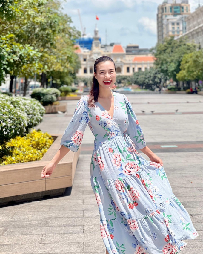 MC Hoàng Oanh của Anh trai vượt ngàn chông gai: Chuyên diện đồ màu sắc nhưng không bị "sến", ai muốn hack tuổi nên tham khảo - Ảnh 9. MC Hoàng Oanh của Anh trai vượt ngàn chông gai: Chuyên diện đồ màu sắc nhưng không bị "sến", ai muốn hack tuổi nên tham khảo - Ảnh 9.