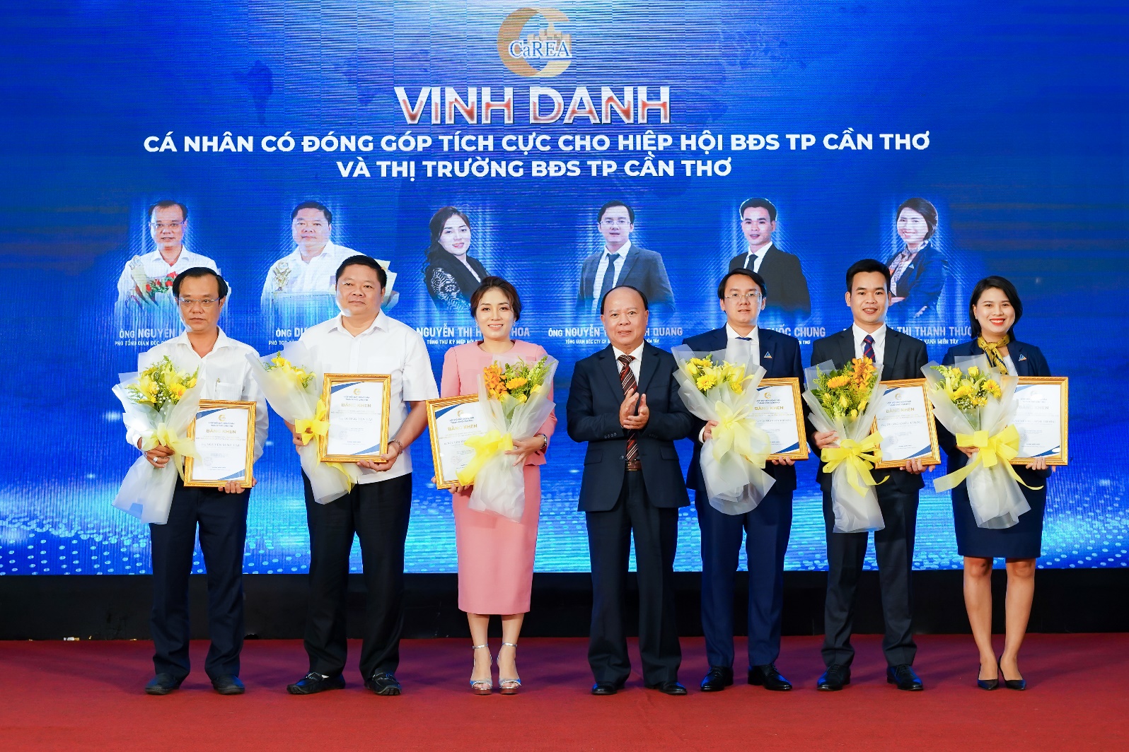 Công ty Cổ phần Bất động sản Cần Thơ được vinh danh - Ảnh 3. Công ty Cổ phần Bất động sản Cần Thơ được vinh danh - Ảnh 3.