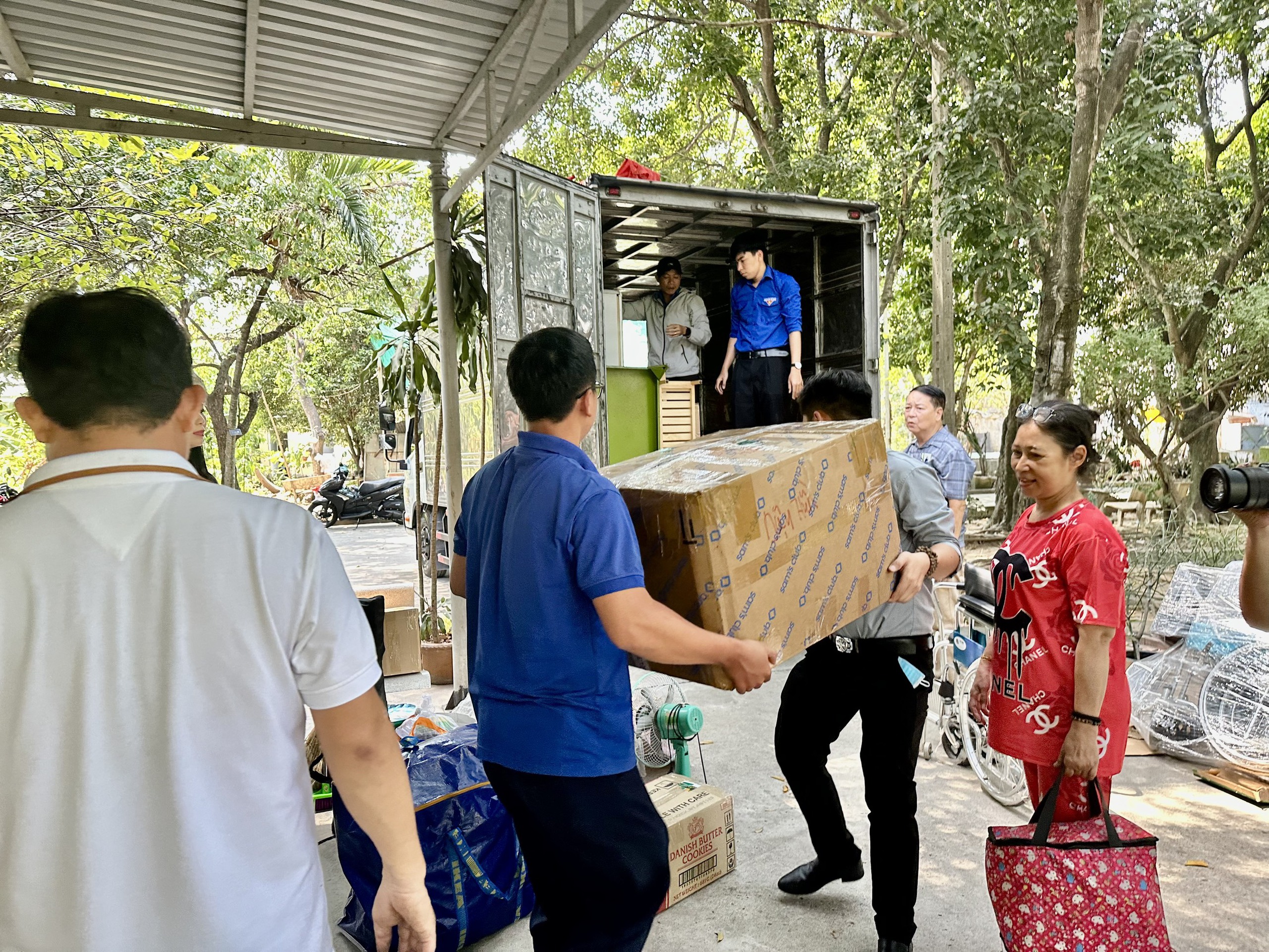 Mạc Can, Diệu Hiền, Huỳnh Thanh Trà và các nghệ sĩ lão thành Mạc Can, Diệu Hiền, Huỳnh Thanh Trà và các nghệ sĩ lão thành