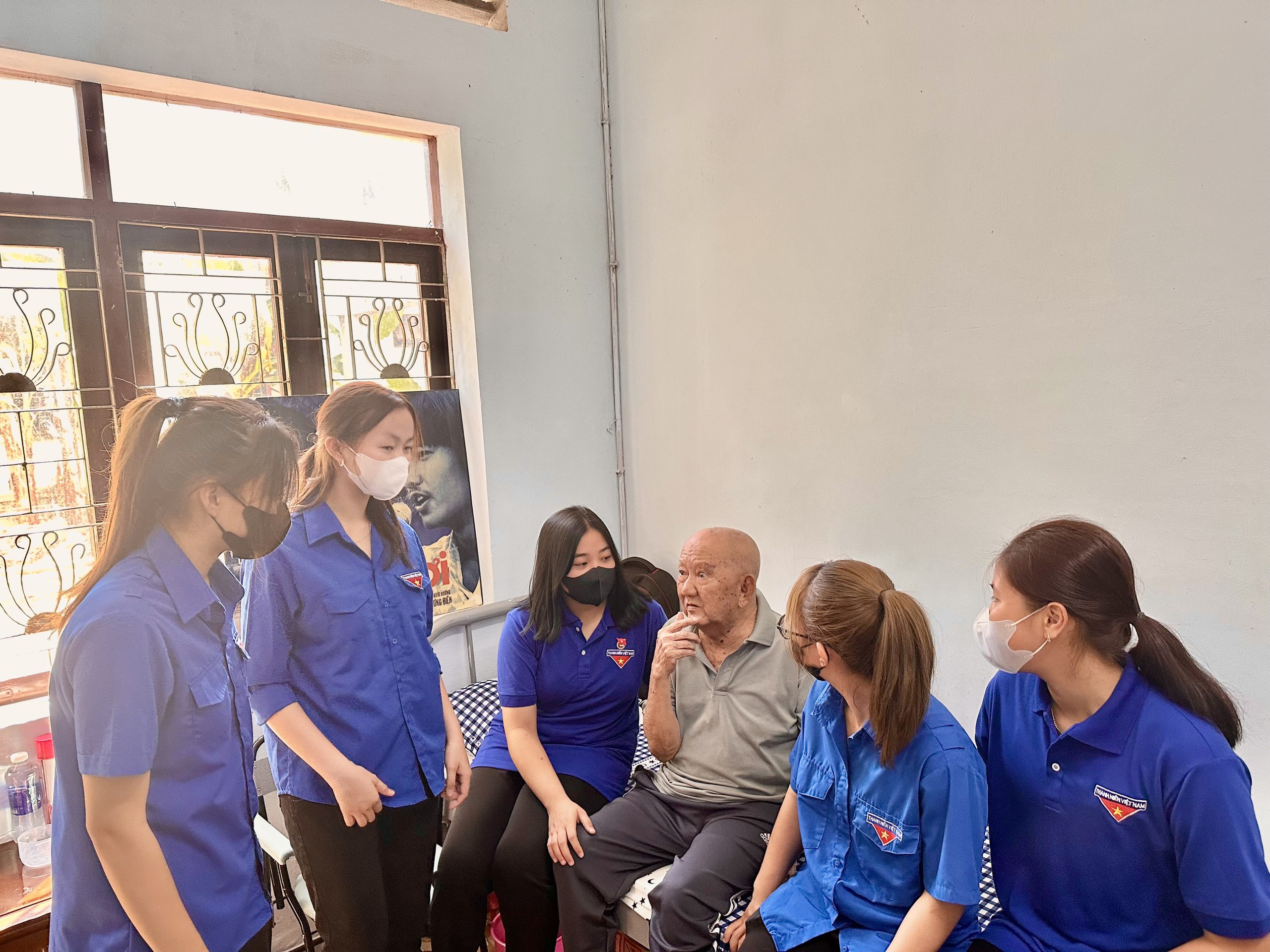 Mạc Can, Diệu Hiền, Huỳnh Thanh Trà và các nghệ sĩ lão thành Mạc Can, Diệu Hiền, Huỳnh Thanh Trà và các nghệ sĩ lão thành