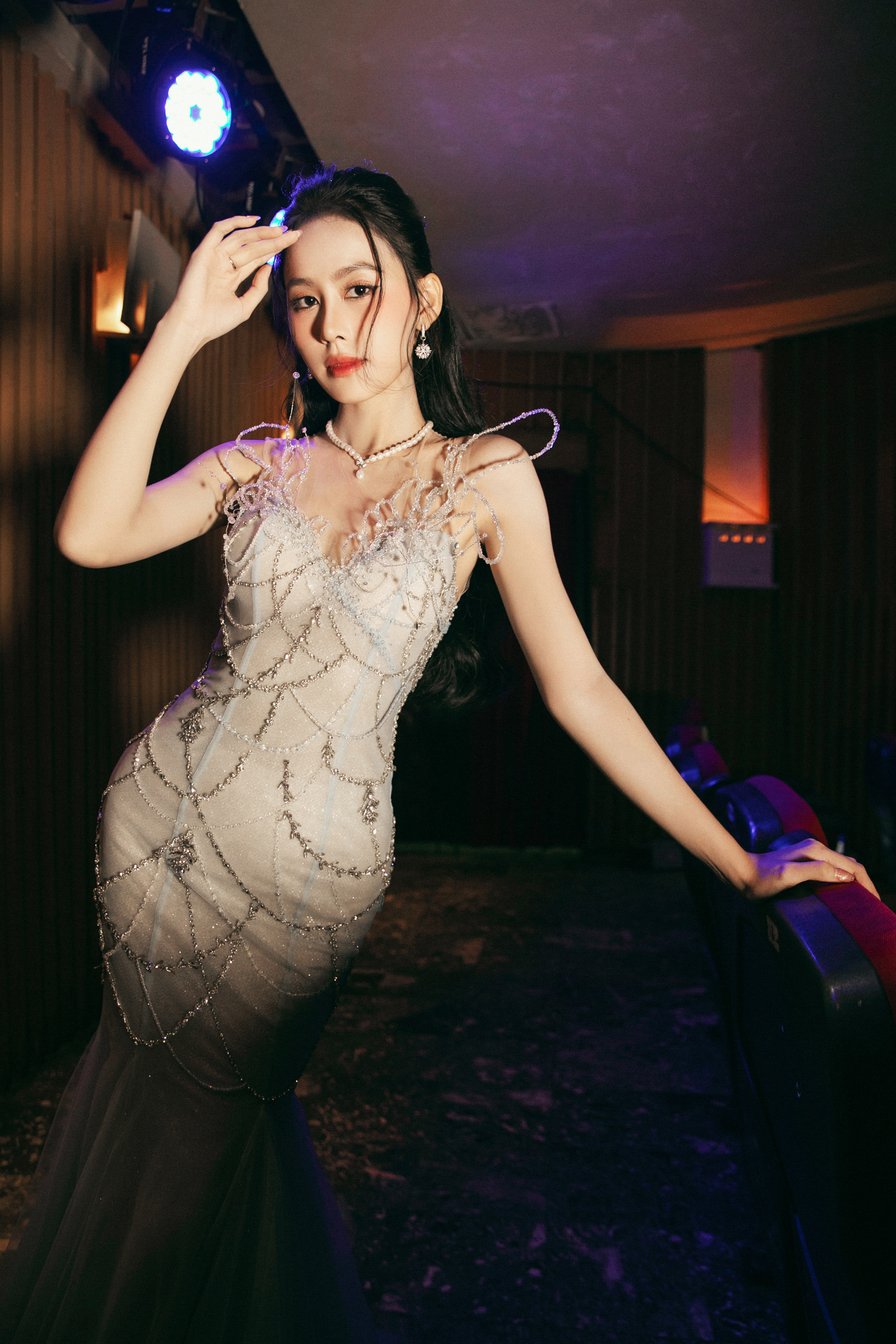 2 nữ MC, Á hậu xinh đẹp "lấn át" dàn thí sinh vào chung kết Miss World Vietnam 2023 - Ảnh 5. 2 nữ MC, Á hậu xinh đẹp "lấn át" dàn thí sinh vào chung kết Miss World Vietnam 2023 - Ảnh 5.