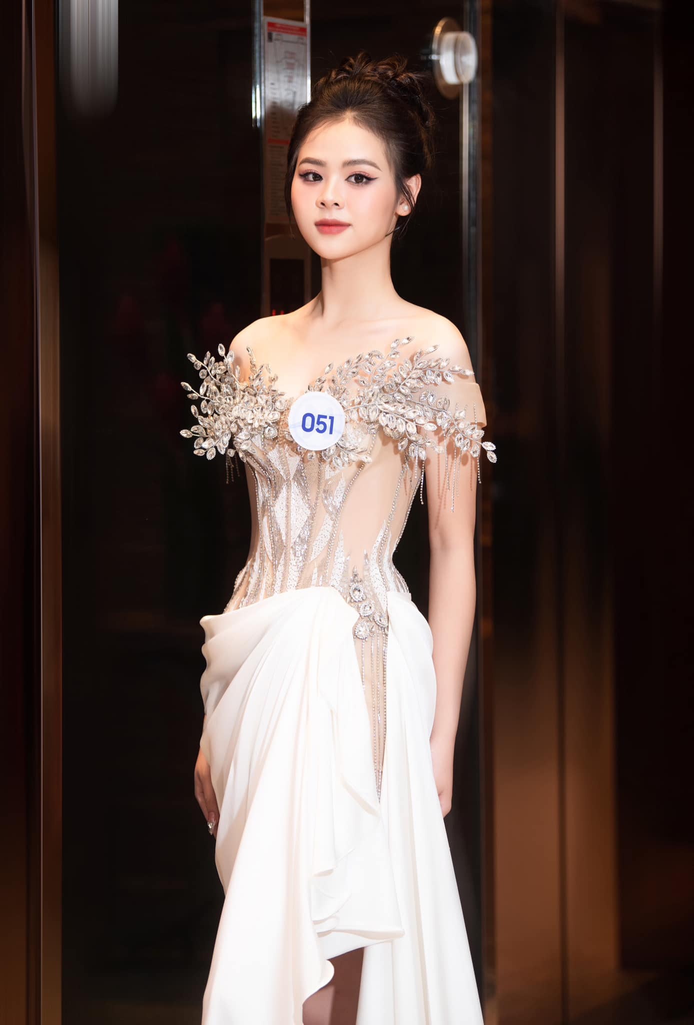 Nhan sắc xinh đẹp, lôi cuốn của thí sinh cao 1,7m vào thẳng Top 20 Miss World Vietnam 2023 - Ảnh 4. Nhan sắc xinh đẹp, lôi cuốn của thí sinh cao 1,7m vào thẳng Top 20 Miss World Vietnam 2023 - Ảnh 4.