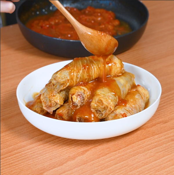 Váng đậu cuộn tôm bò sốt cà mềm ngọt - Ảnh 6. Váng đậu cuộn tôm bò sốt cà mềm ngọt - Ảnh 6.