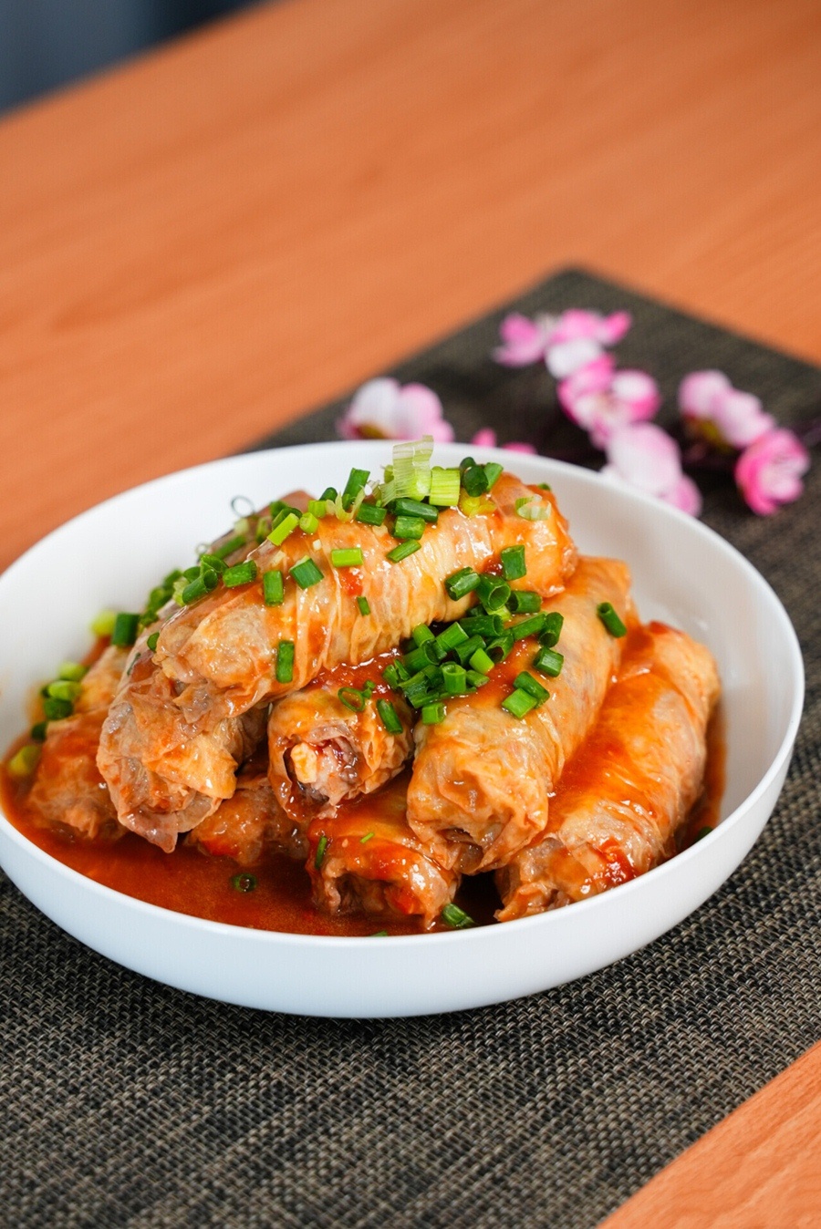 Váng đậu cuộn tôm bò sốt cà mềm ngọt - Ảnh 9. Váng đậu cuộn tôm bò sốt cà mềm ngọt - Ảnh 9.